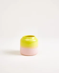 Bebé vase - yellow rose