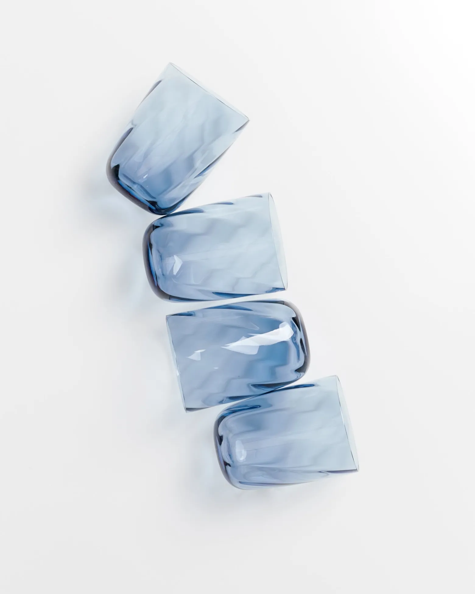Calma - Set of 4 glass large swirl blue