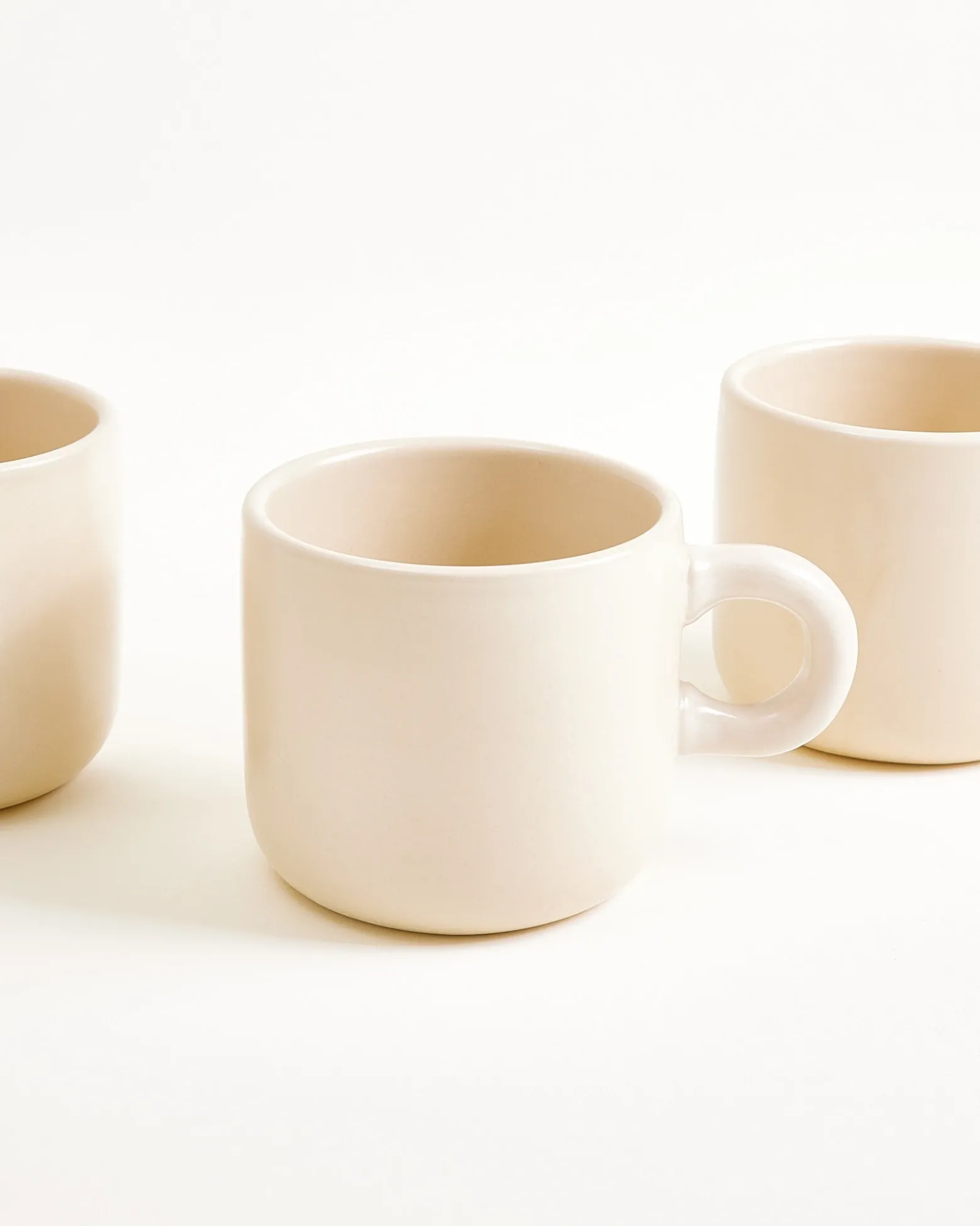 Seia mug & saucer sand