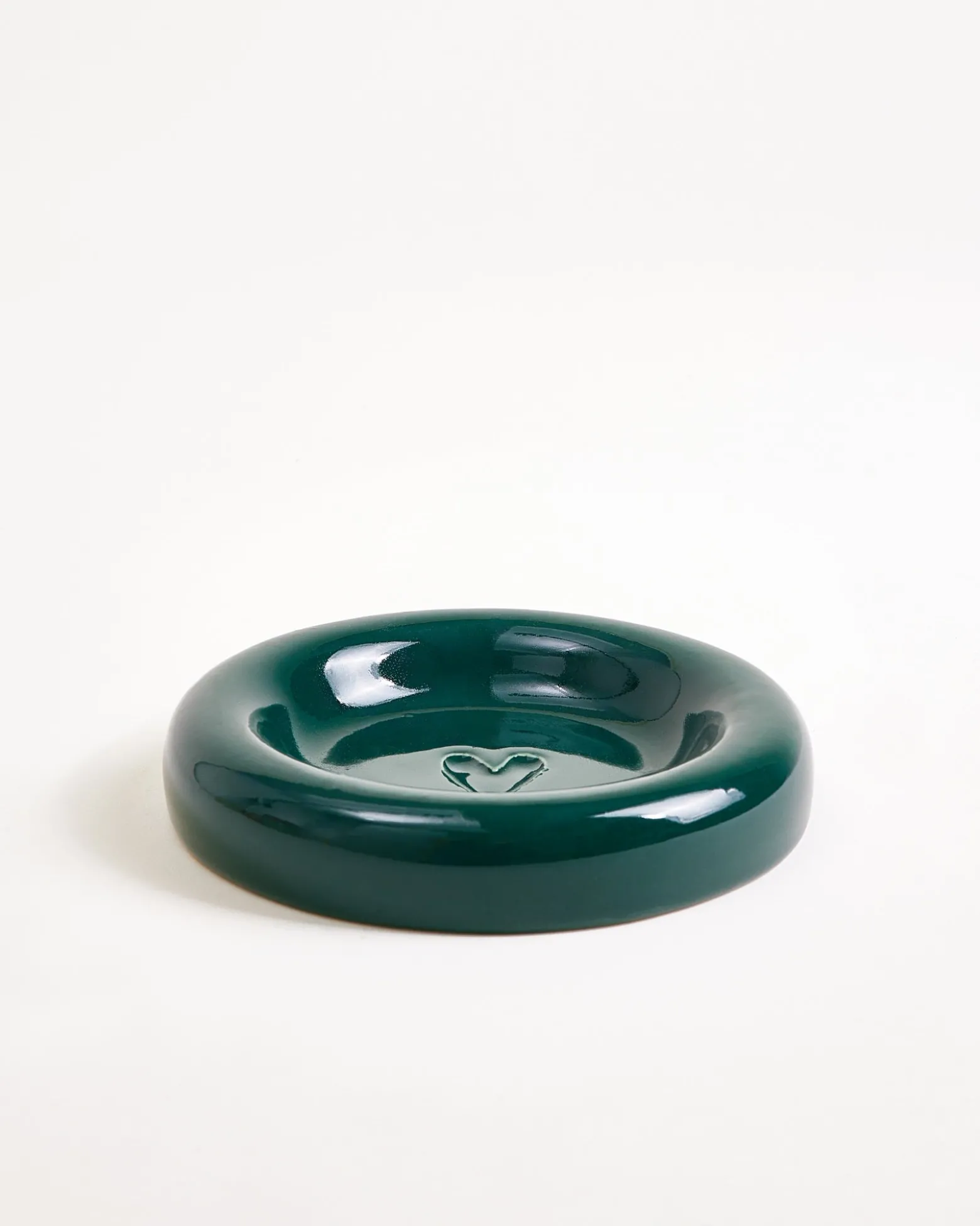 Seia mug with heart & saucer sand dark green
