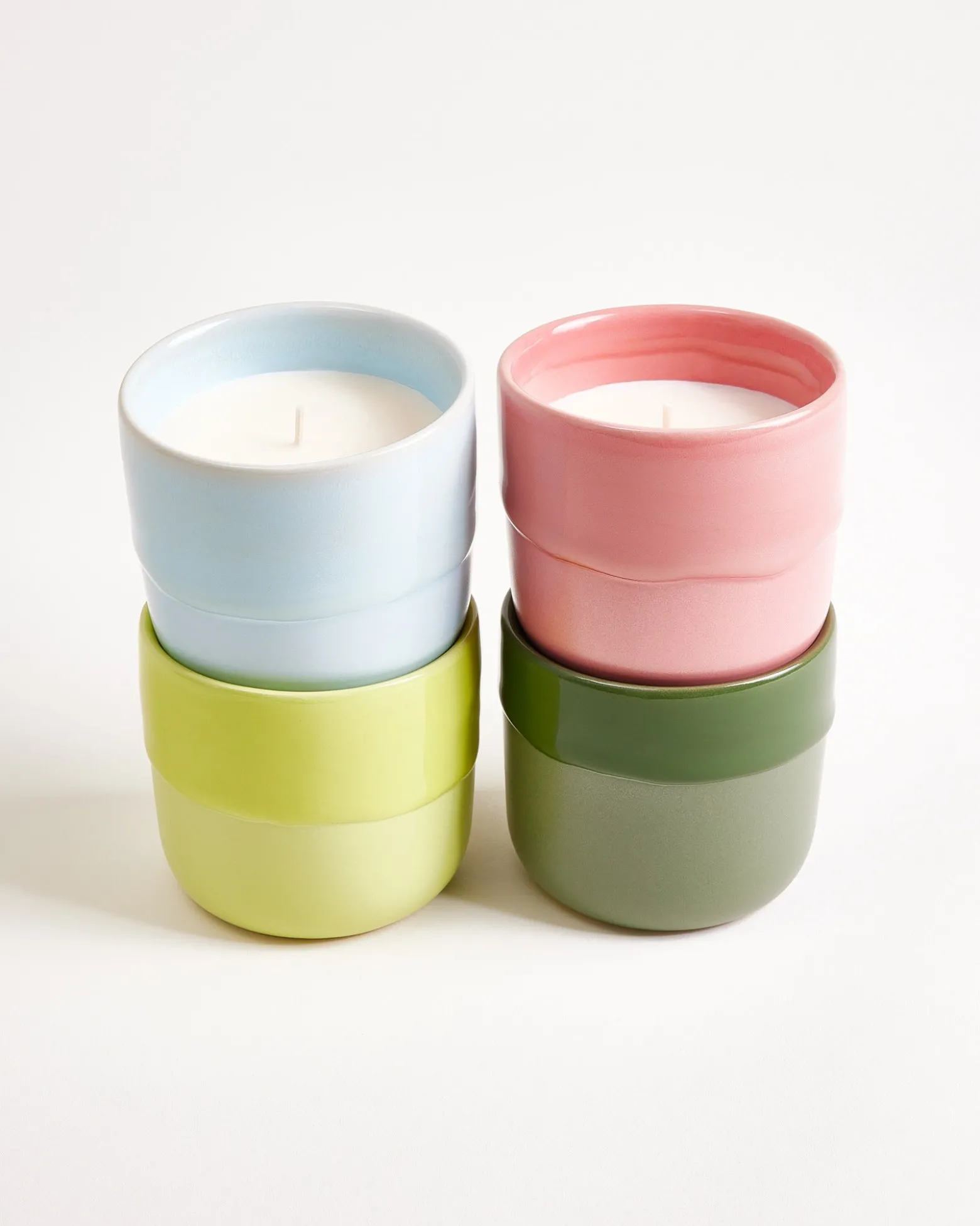 Velar - scented candle "Seaside Garden" dark green